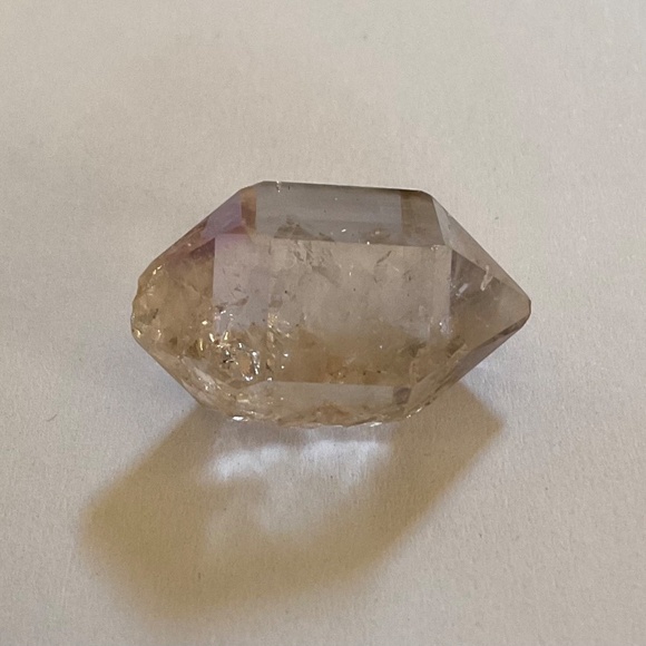 Natural Quartz Crystal Double Terminated 1” by .5” Arizona Healing Qualities - Picture 4 of 9